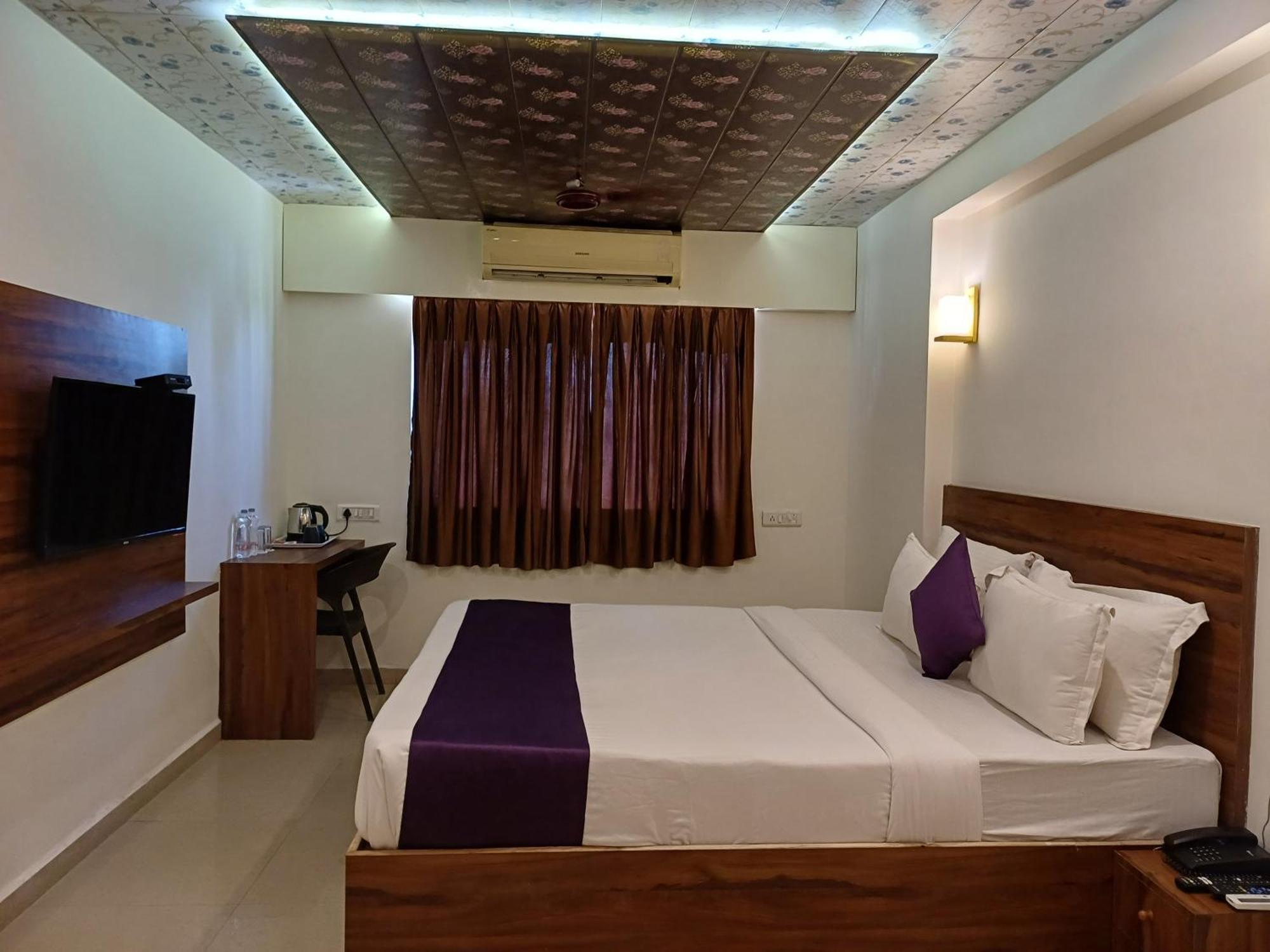 Vits Daman Devka Beach Extérieur photo