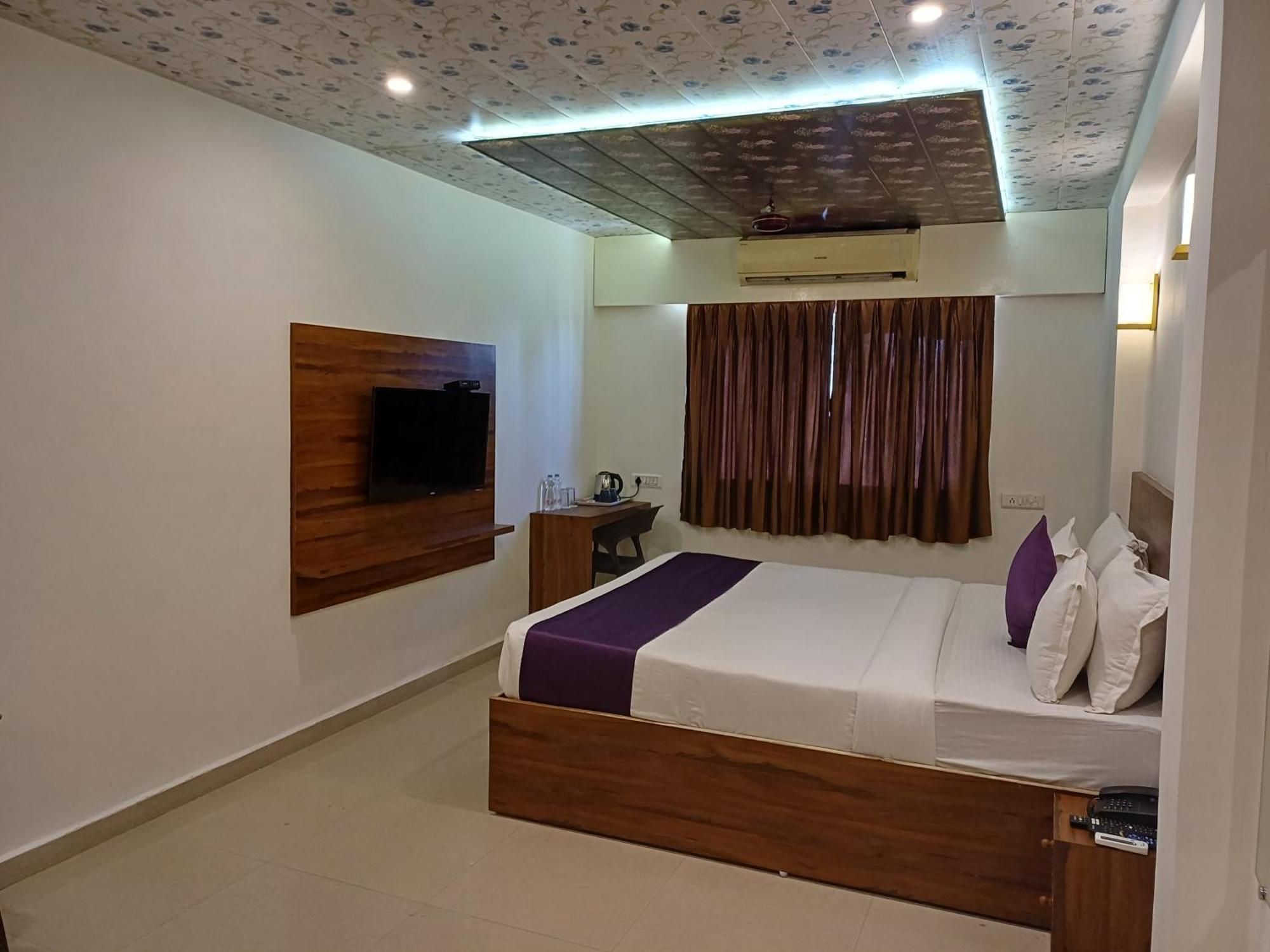 Vits Daman Devka Beach Extérieur photo