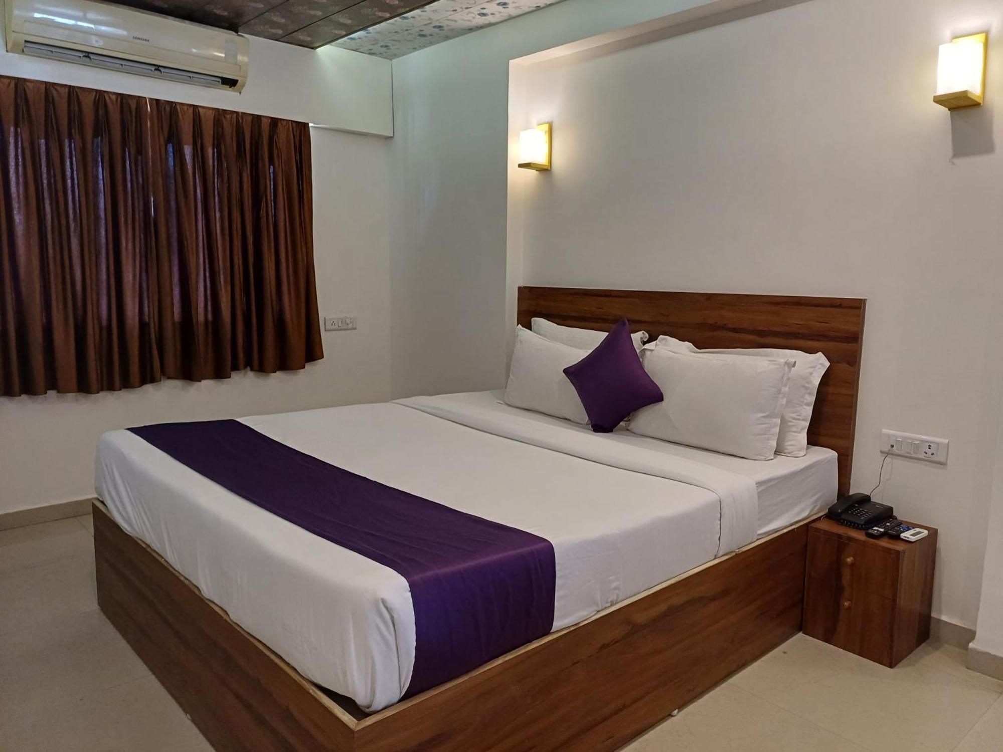 Vits Daman Devka Beach Extérieur photo